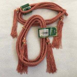 Rose Colored Tasseled Rope Garland